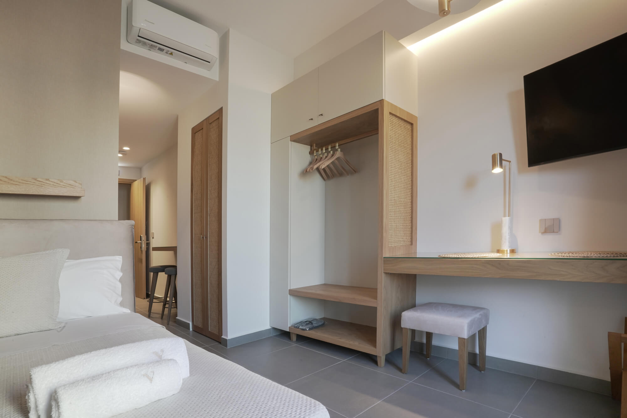 Apartment 4 Hermoupolis Syros